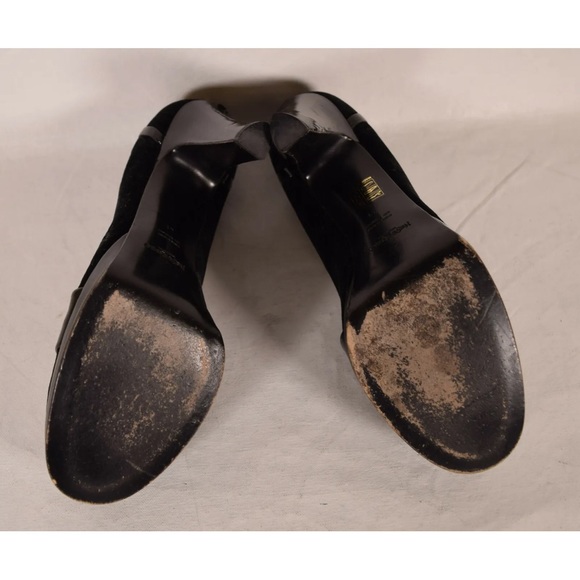 Yves Saint Laurent YSL Shoes Black
Patent Leather Classic Pump Heels size 10/41 - Picture 7 of 11